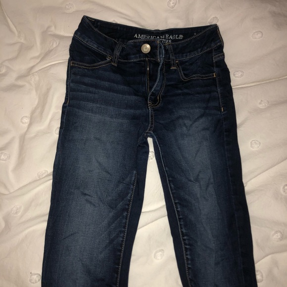 Medium Wash AE Jeans - Picture 2 of 3